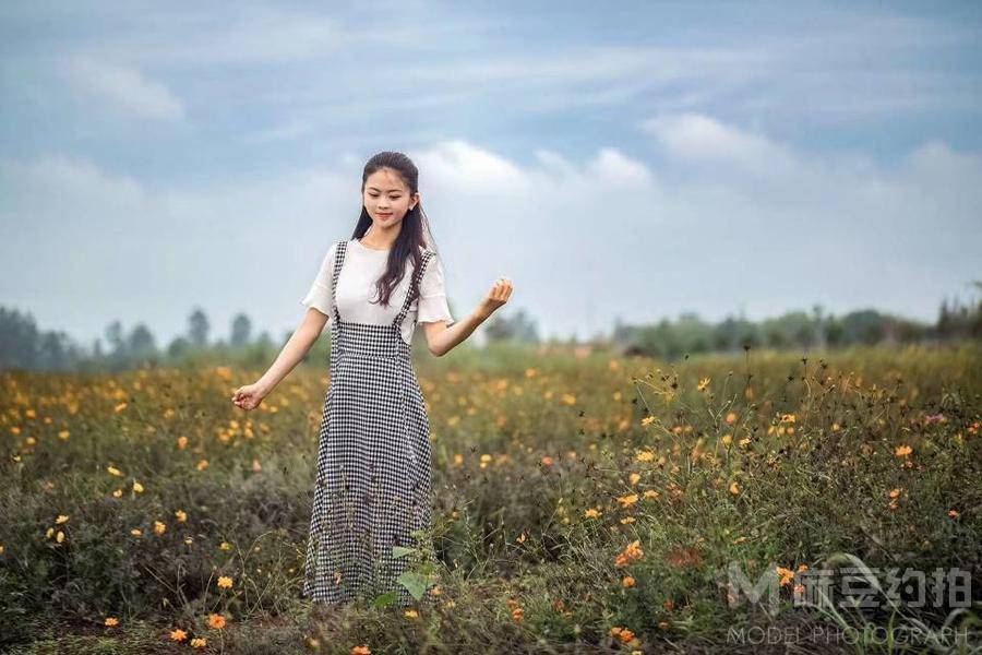 校园模特