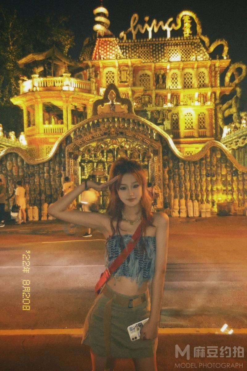 胶片模特