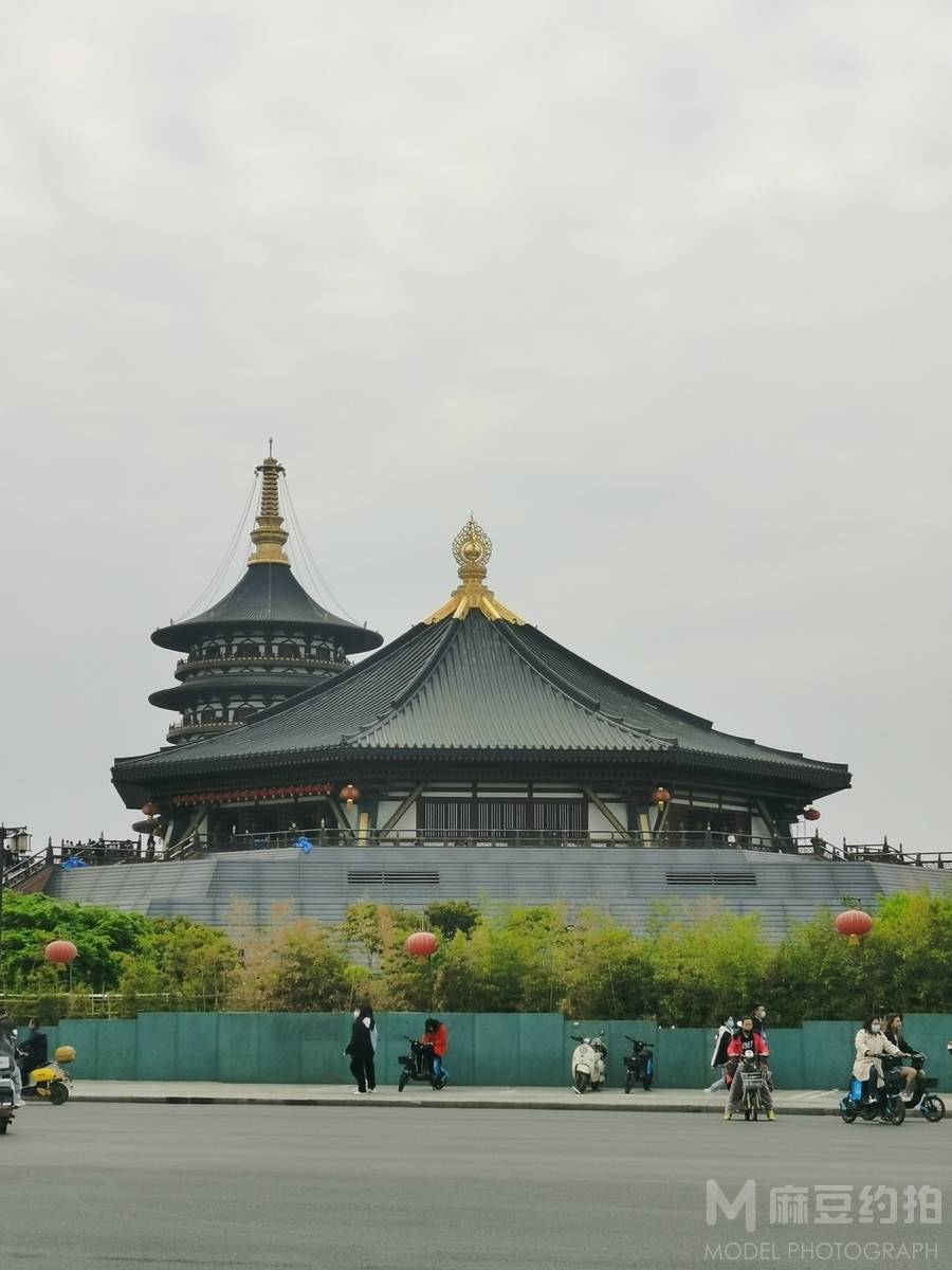 纪实模特