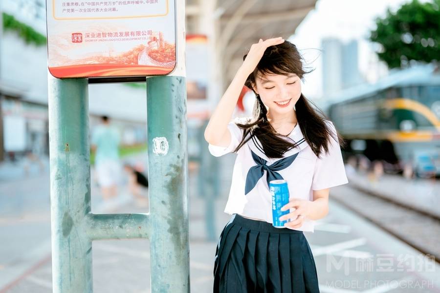 清新模特