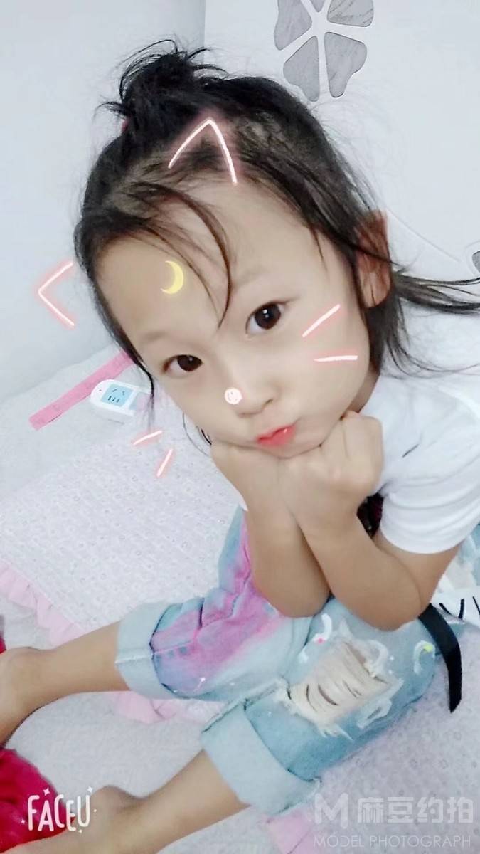 校园模特