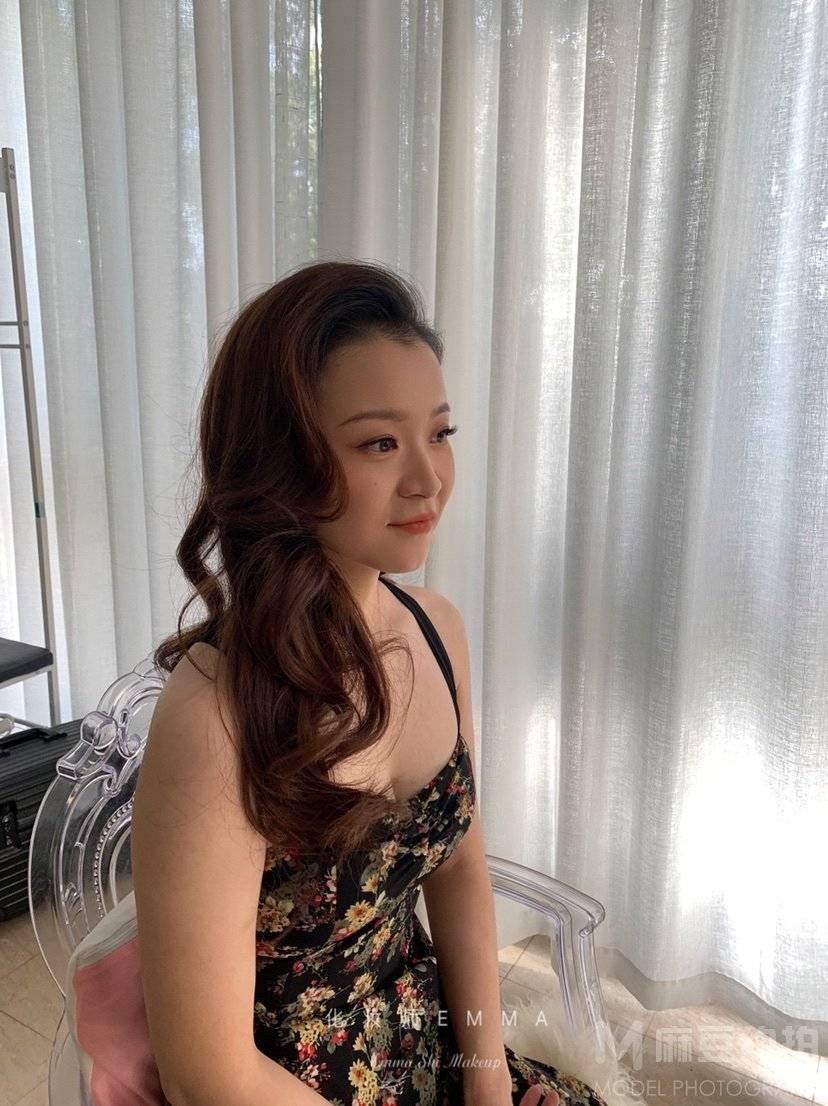 妆容模特