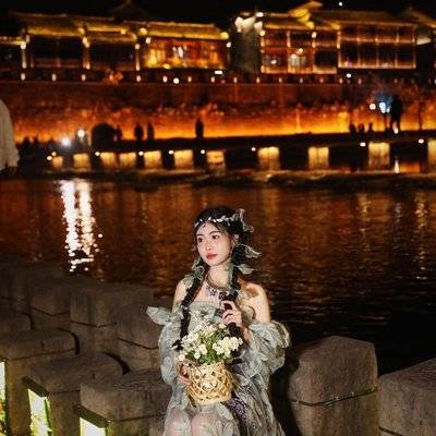 夜景模特