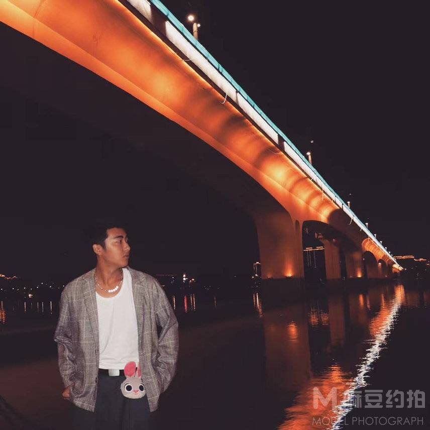 情侣模特