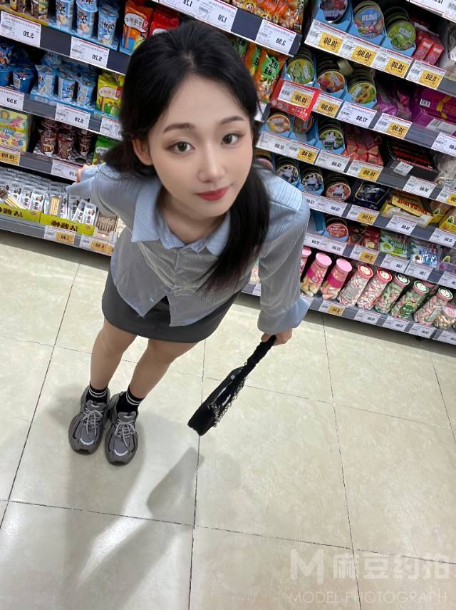 清新模特