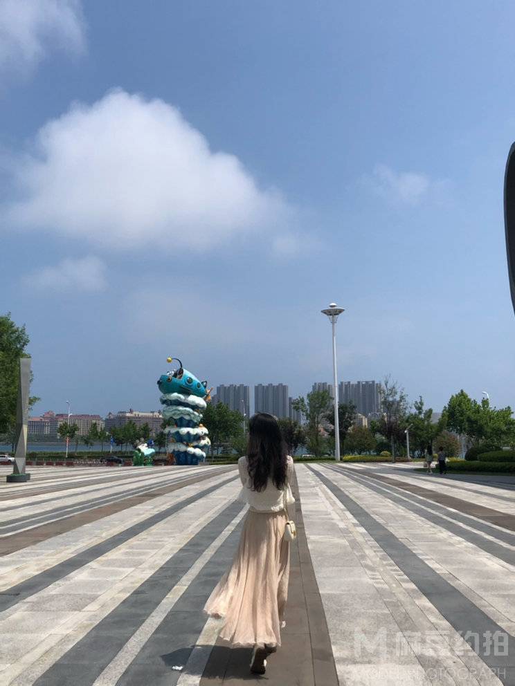 校园模特