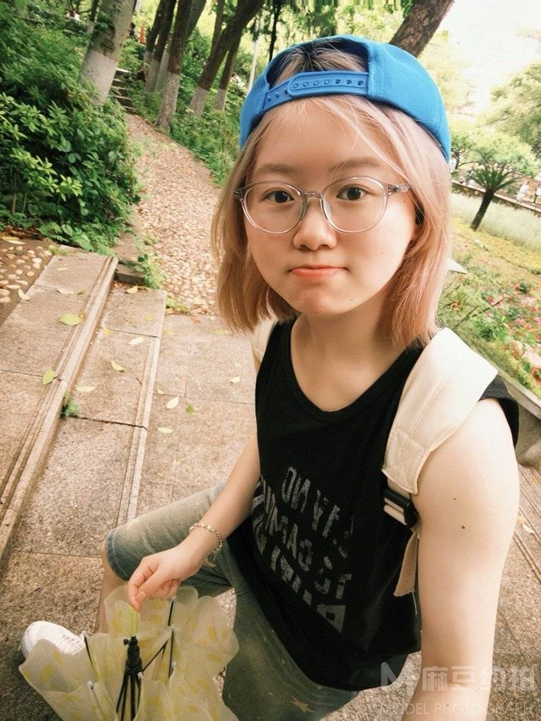 胶片模特