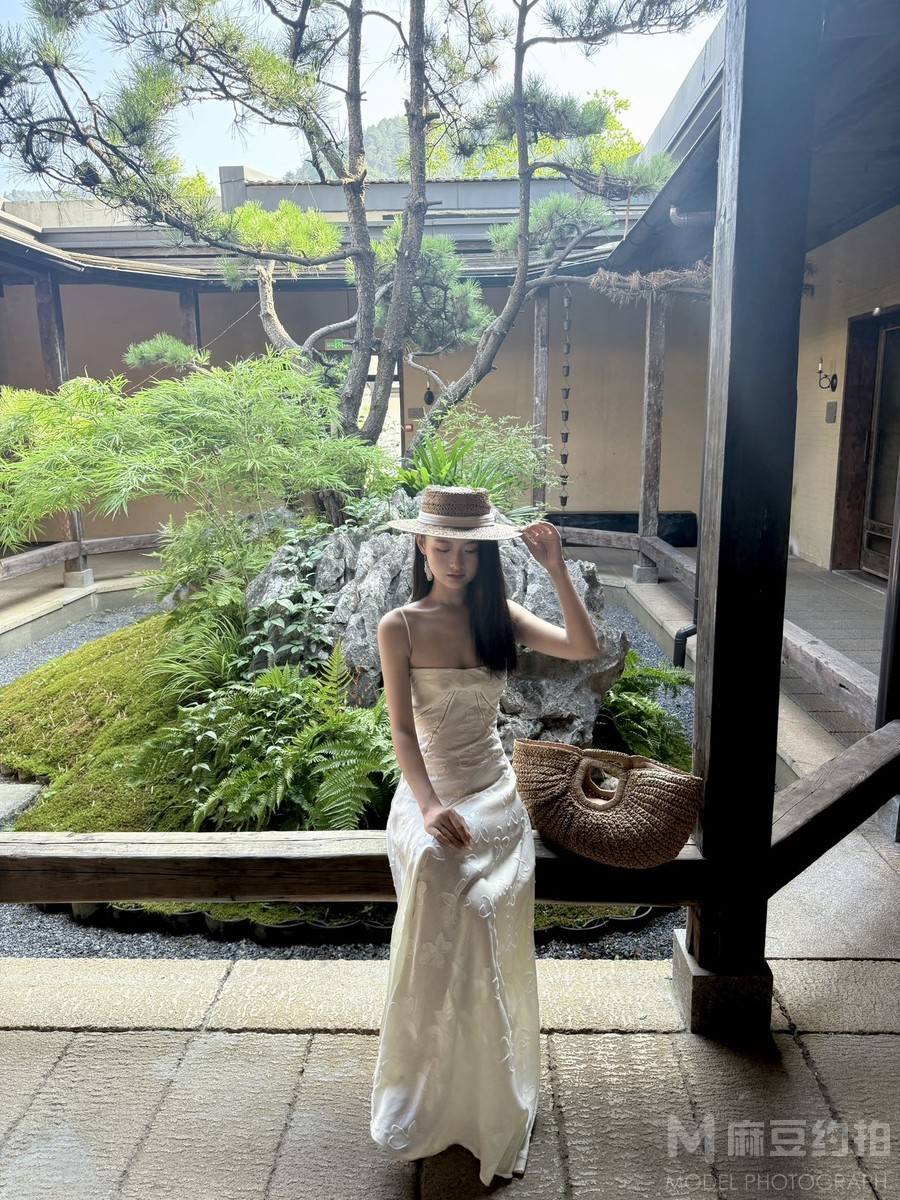 纪实模特