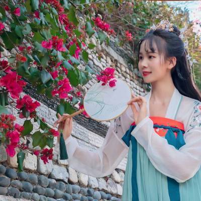 汉服模特