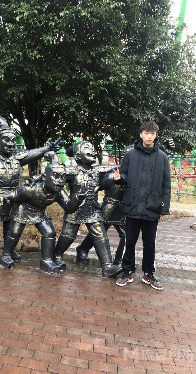 纪实模特