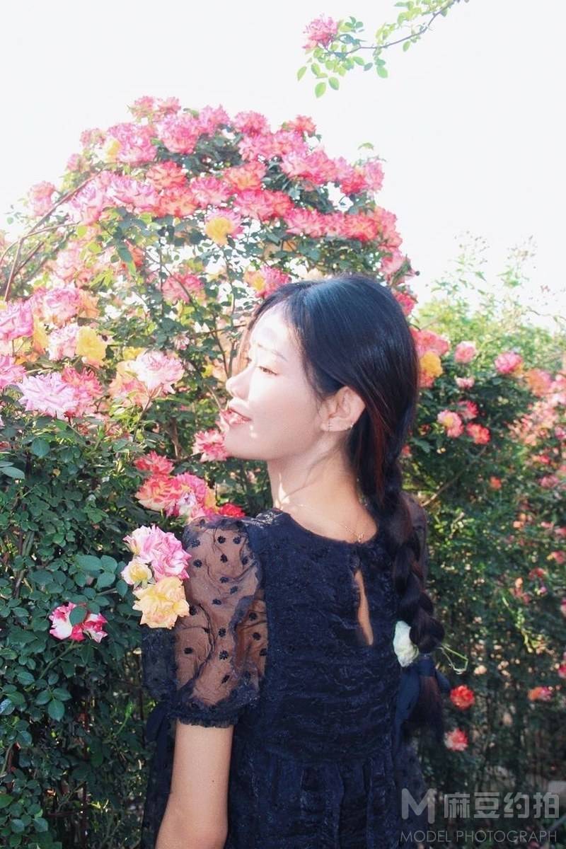 妆容模特