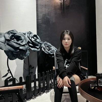 黑白模特
