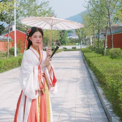 汉服模特