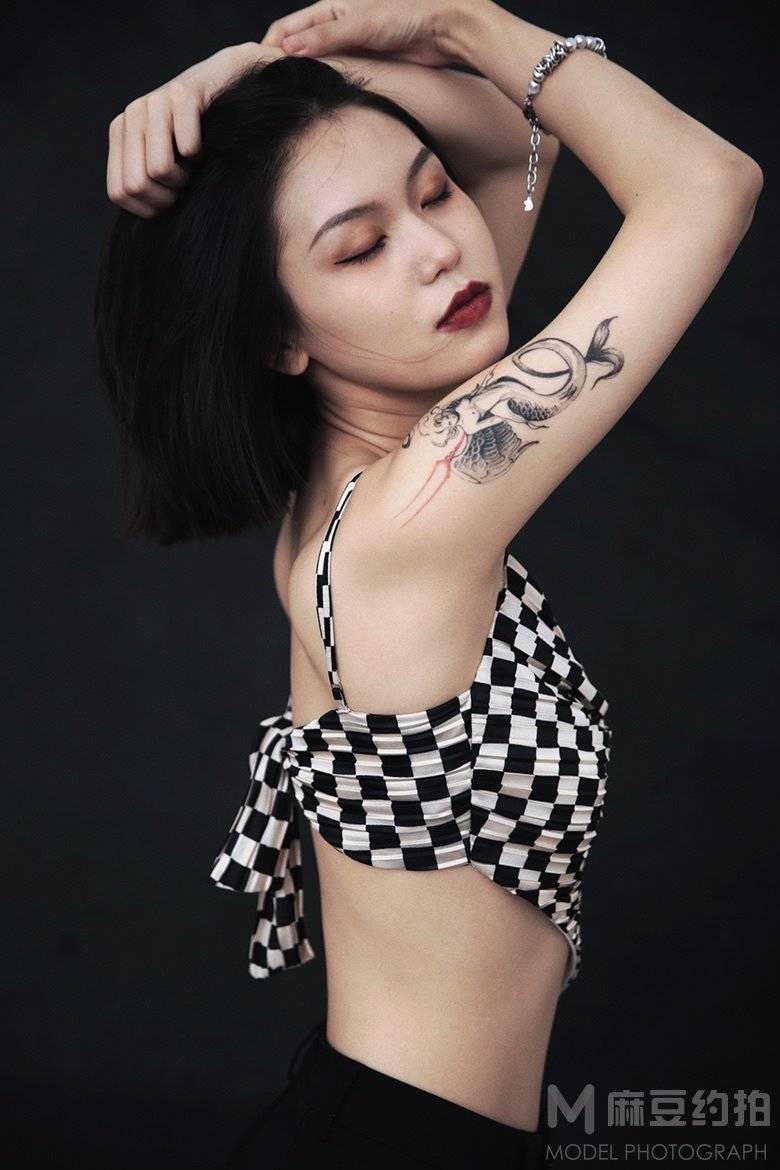 暗黑模特