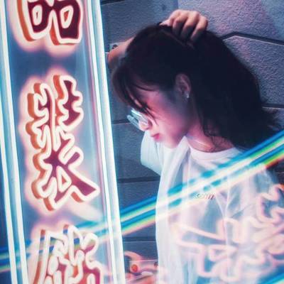 夜景模特