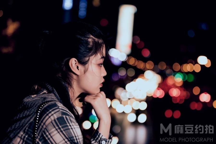 夜景模特