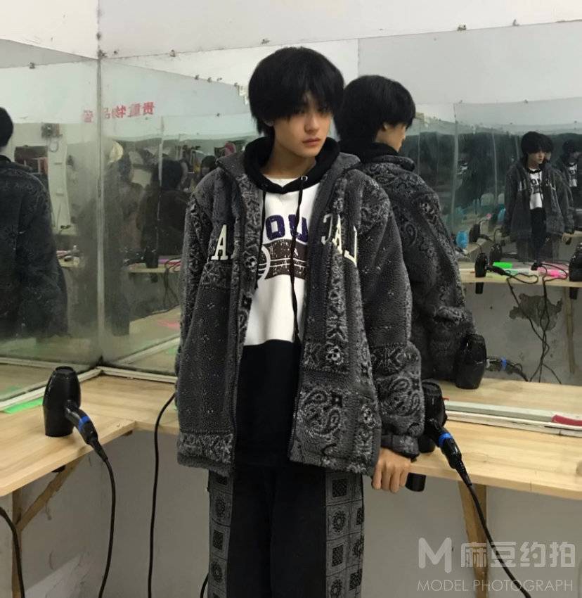 暗黑模特