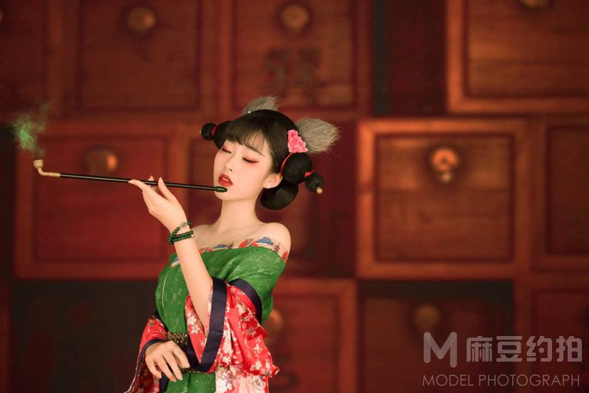 暗黑模特