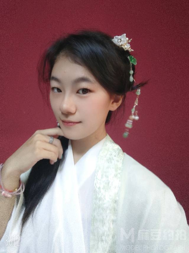 校园模特