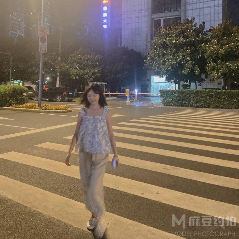 校园模特