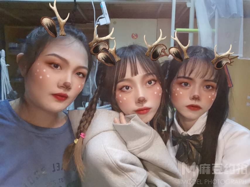 校园模特