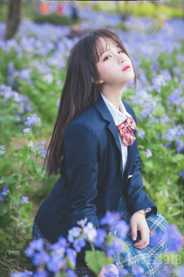 校园模特
