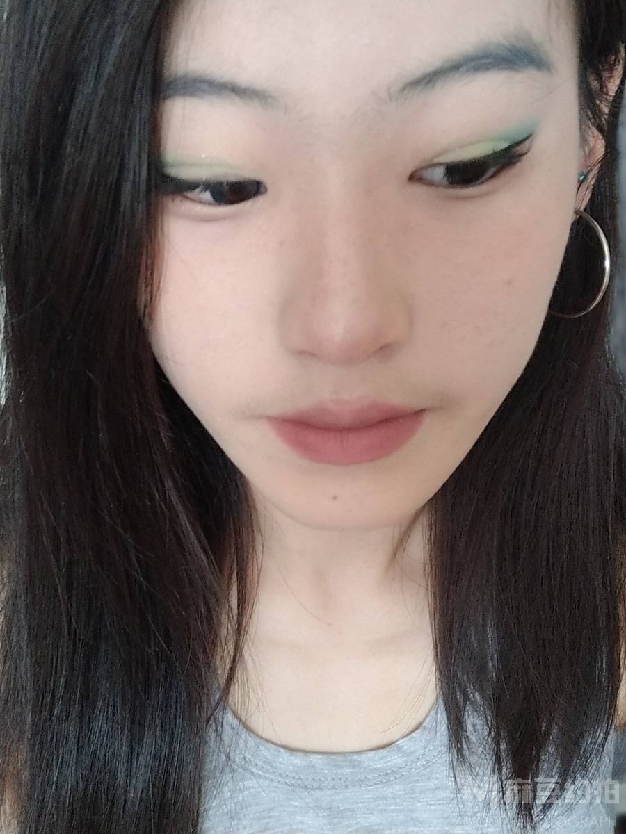 纪实模特