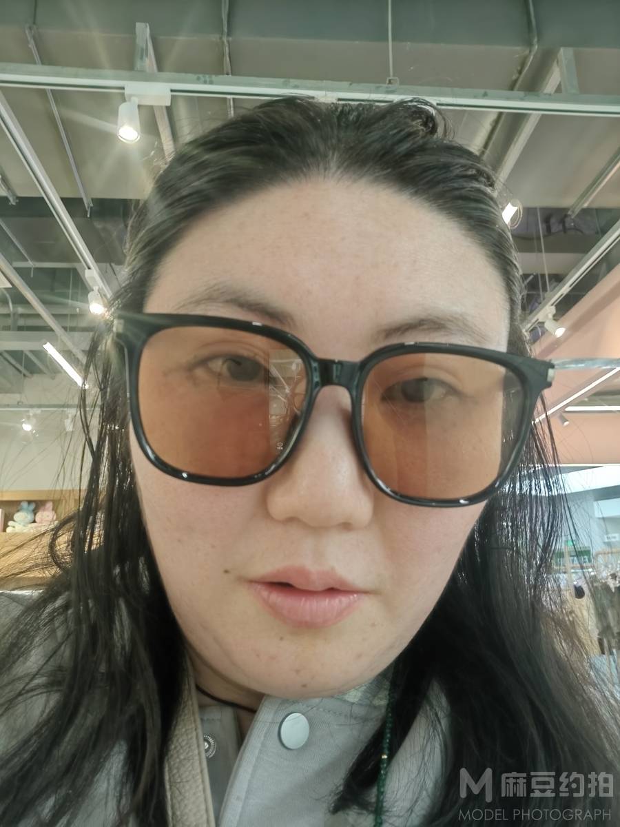 纪实模特