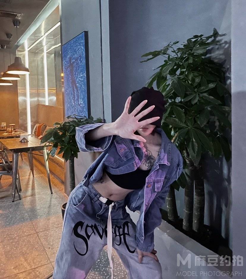 暗黑模特