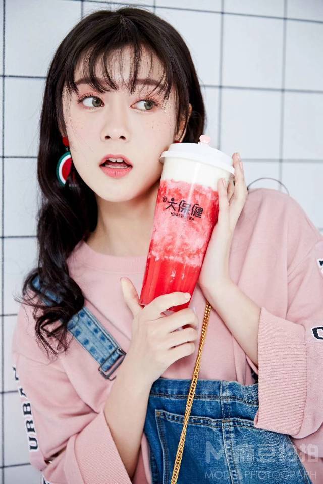 民国模特