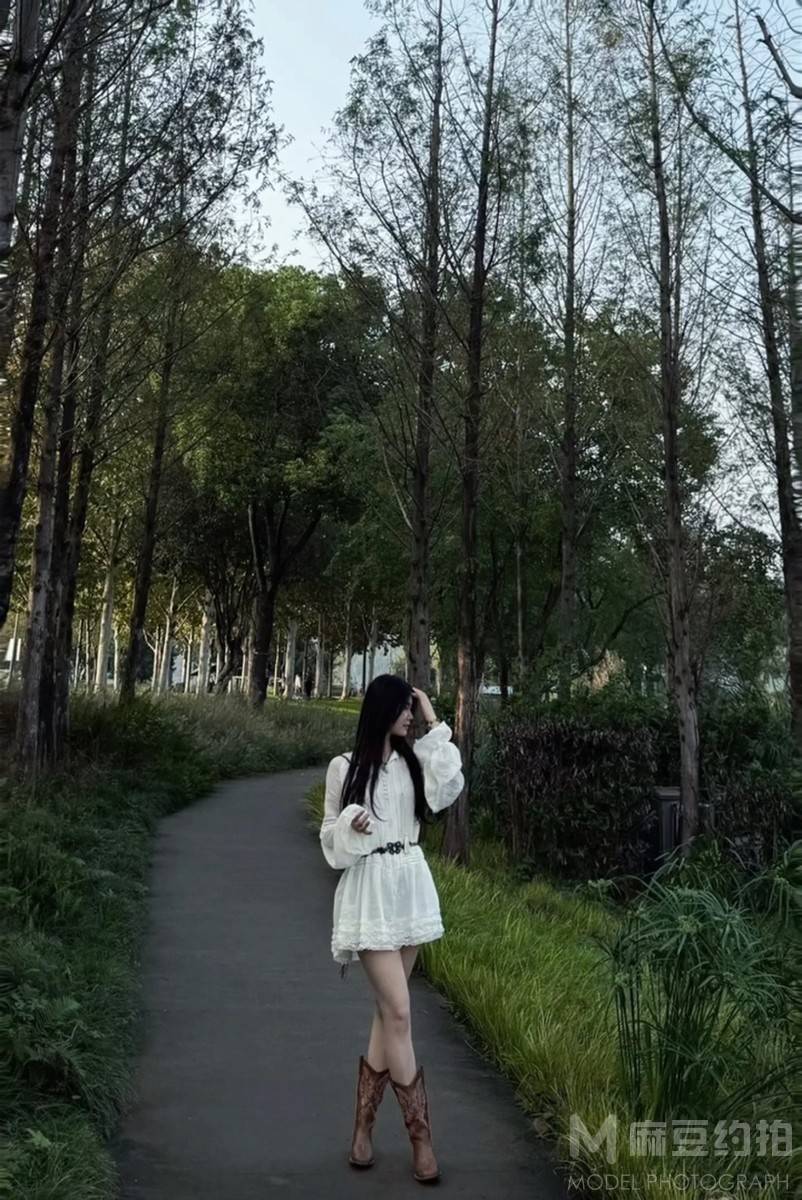 校园模特