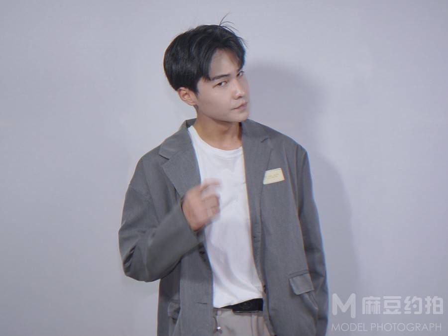 纪实模特