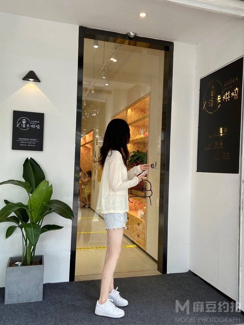 校园模特