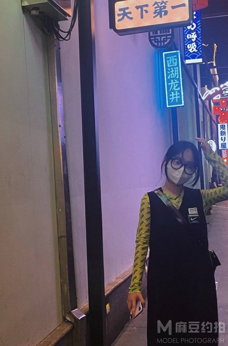 胶片模特