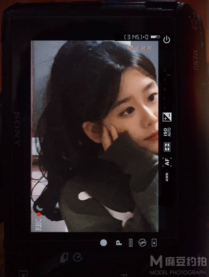 妆容模特