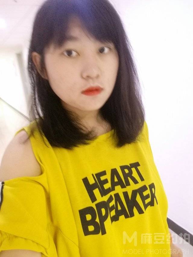 纪实模特