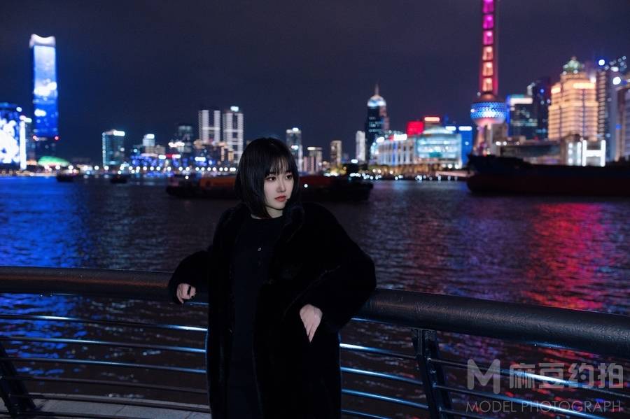 夜景模特