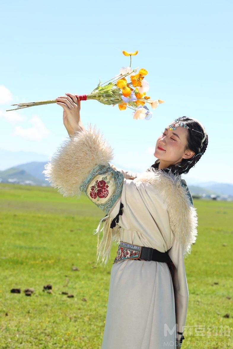 妆容模特