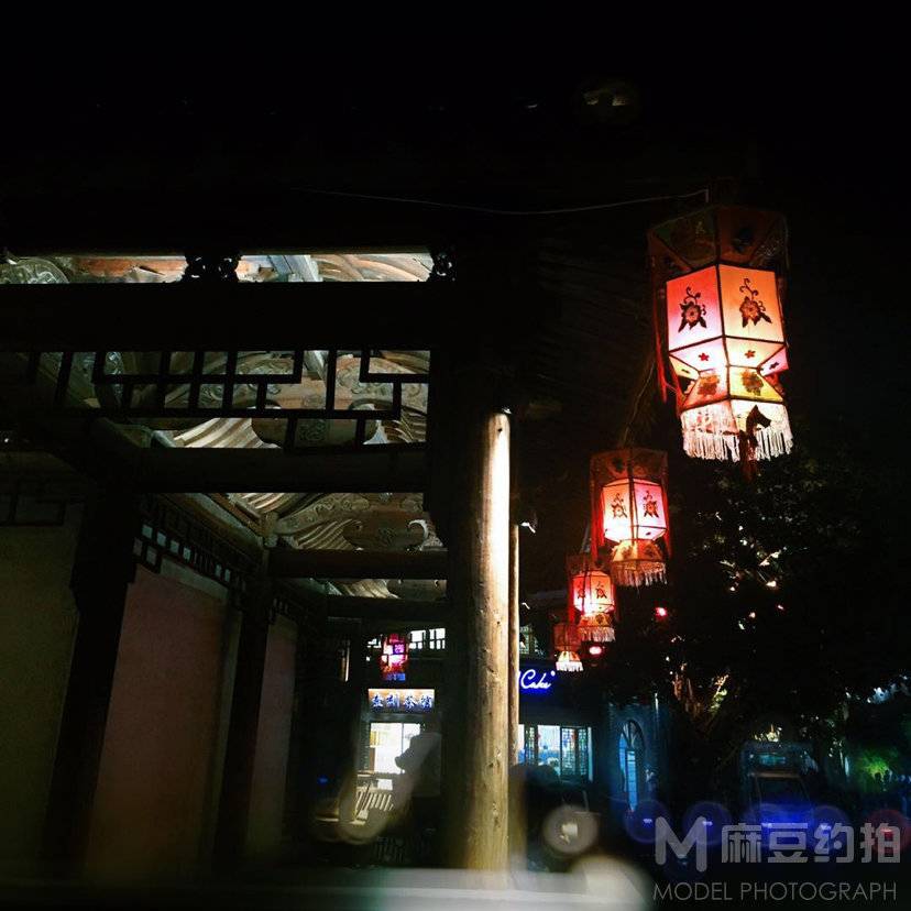 夜景模特