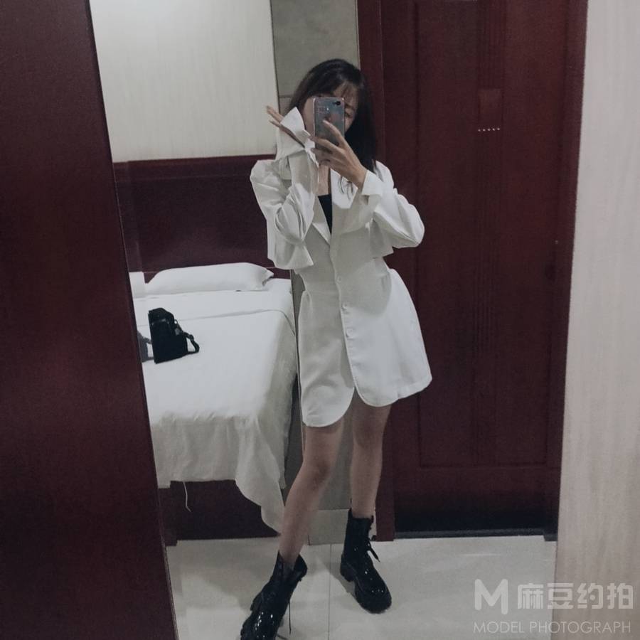 商务模特