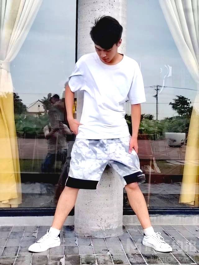 纪实模特