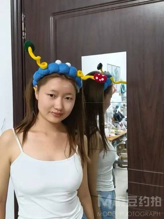 校园模特