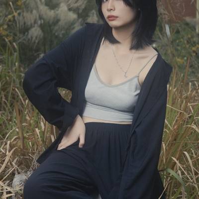 情绪模特