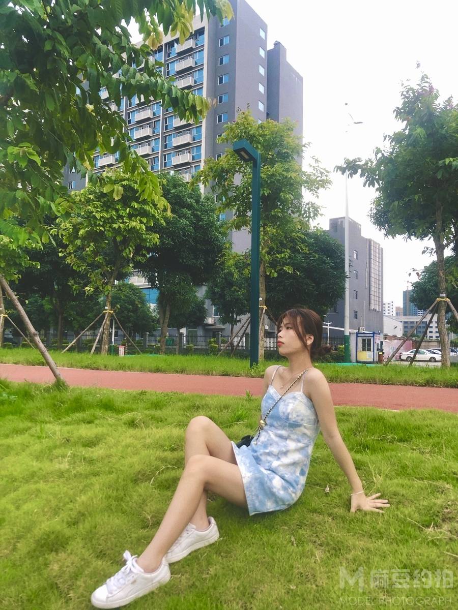 清新模特