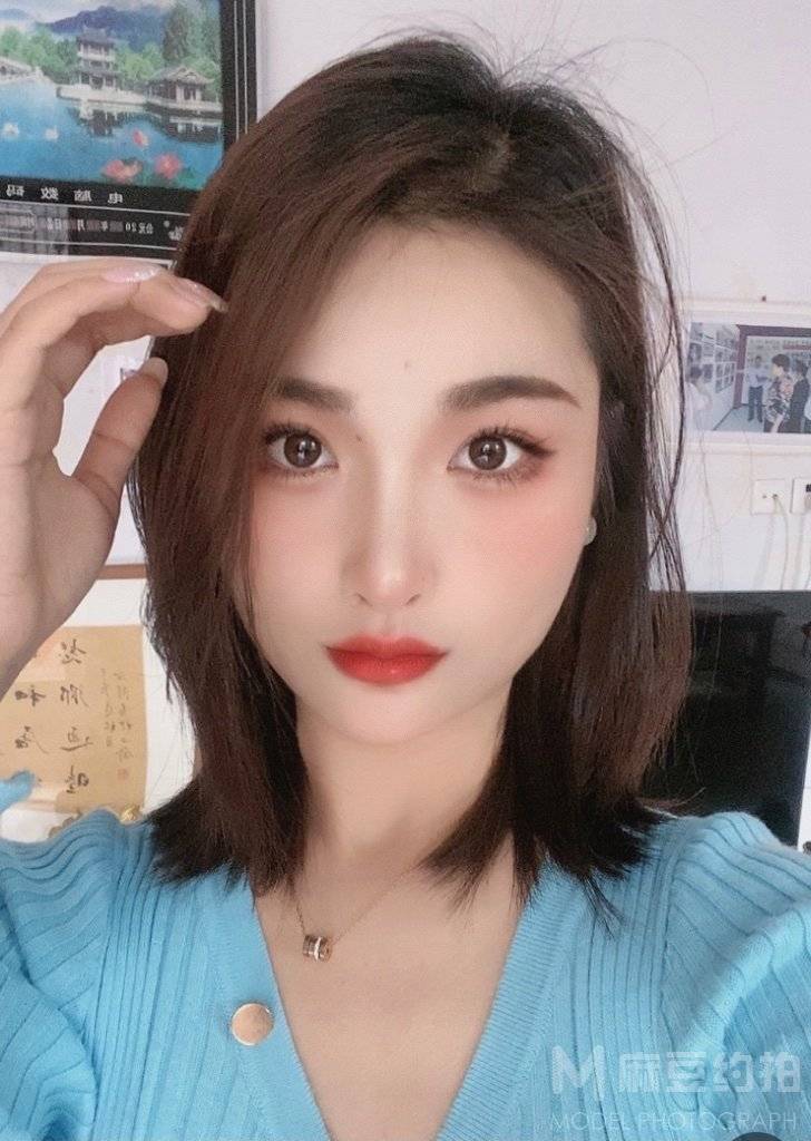 妆容模特