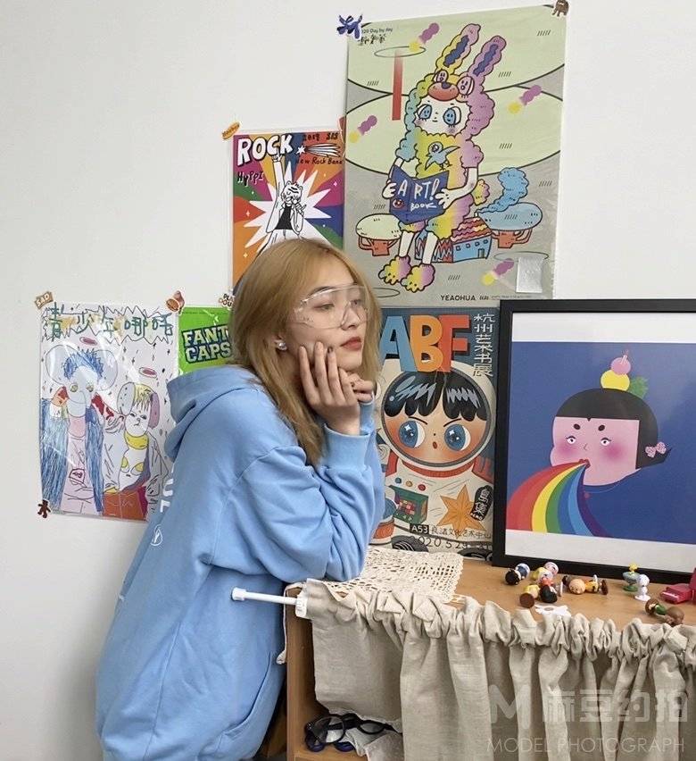 校园模特