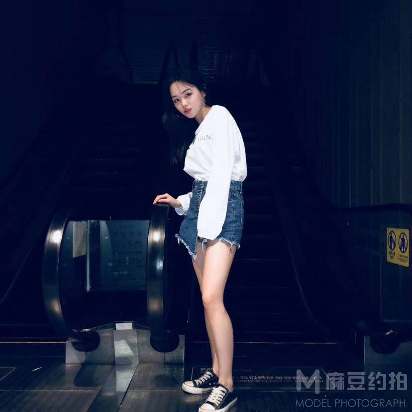 情侣模特