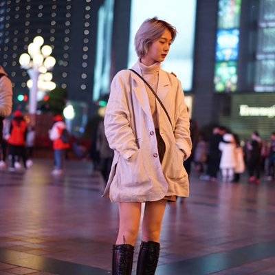 校园模特
