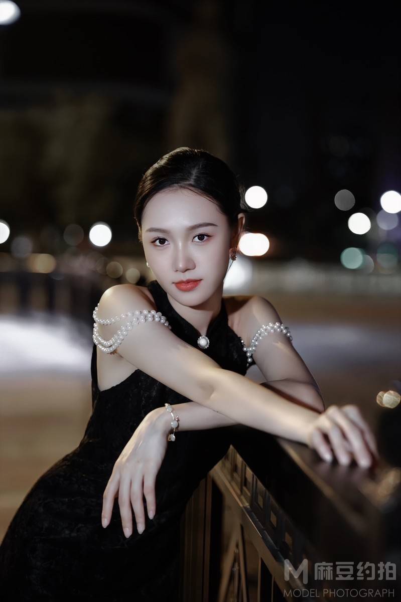 夜景模特