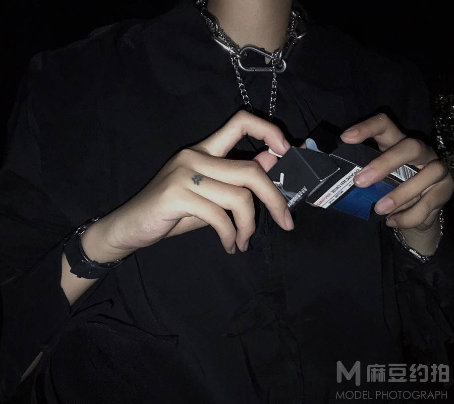 暗黑模特